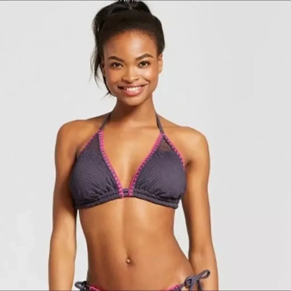💥NWOT Xhilaration Triangle Bikini Top Size XL